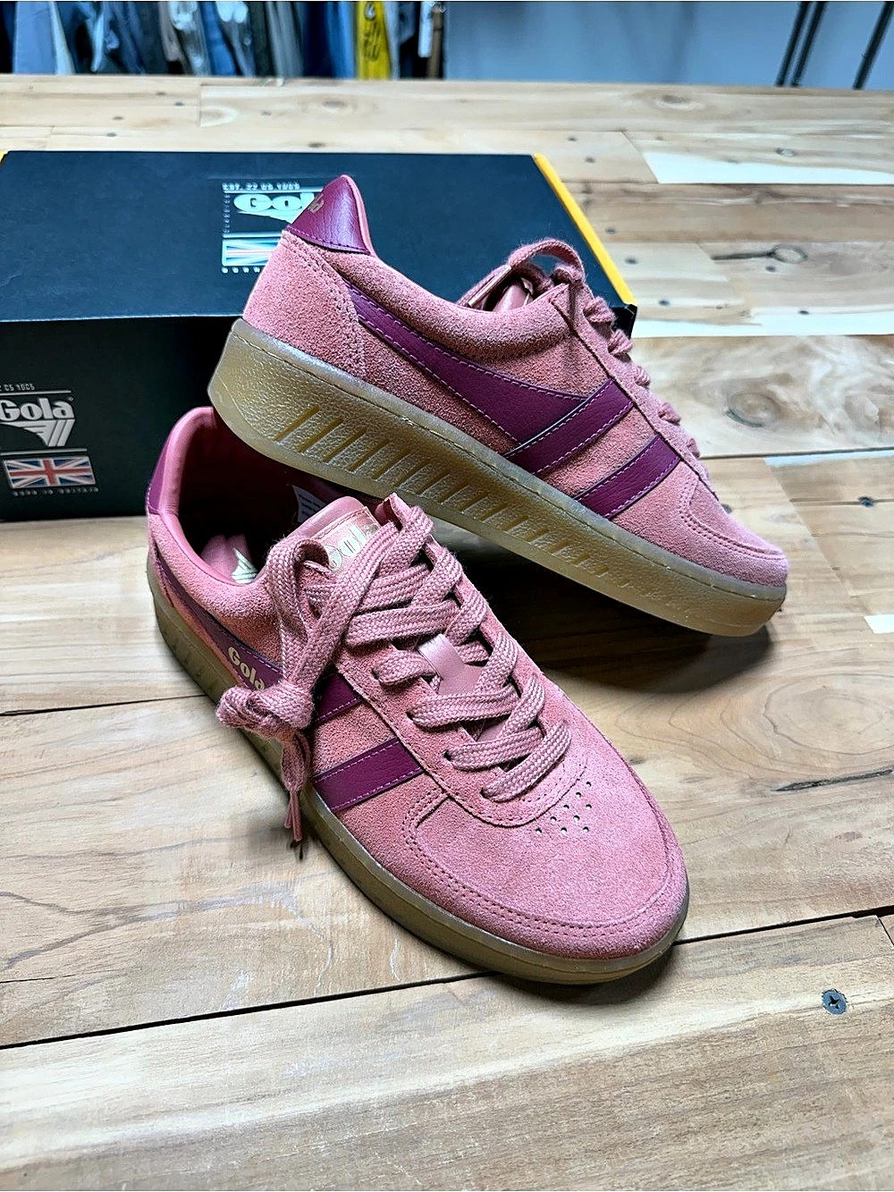 Gola Grandslam Suede Pink Gum Sole Sneakers Women’s US 7
